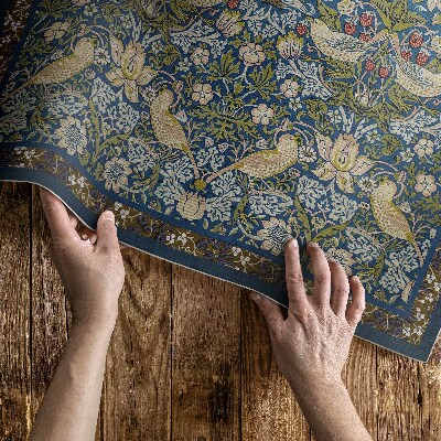 Vinylový koberec Zlodej jahôd William Morris