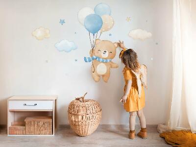Samolepky na stenu 60x86 Roztomilý medvedík s balónikmi v oblakoch pastelovým akvarelom