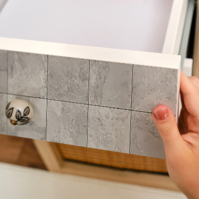 Lepiaca tapeta na nabytok Sivé dlaždice