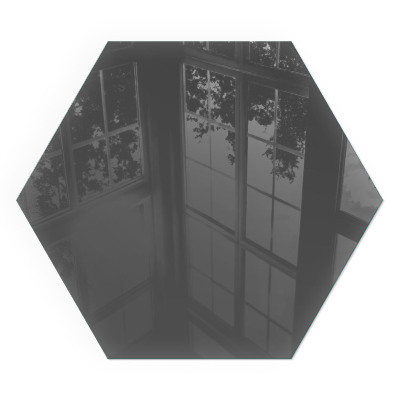 Šesťuholníková podložka pod krb Farba: Šedohnedá