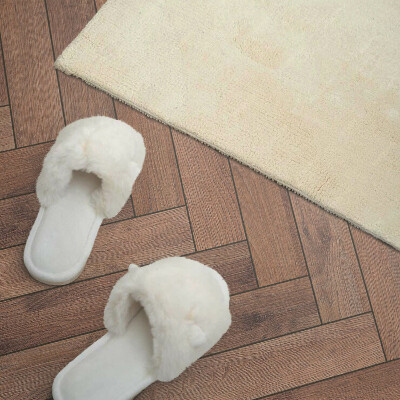 Samolepiaci panel na stenu Dosky usporiadané do vzoru rybej kosti