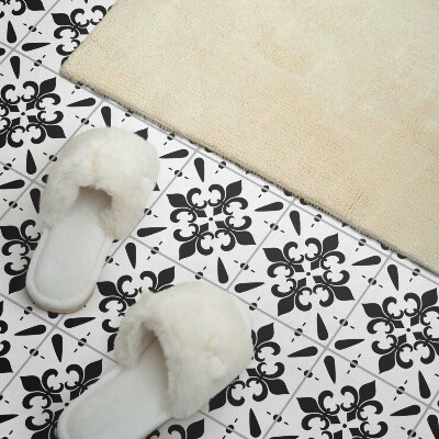 Samolepiaci panel na stenu Kvetinové väzby v harmonickom usporiadaní