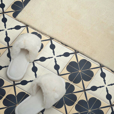 Obdĺžnikový panel na stenu Kvetinový motív na hladkom podklade