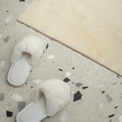 Samolepiaci panel na stenu Fragmentovaný vzor s malými akcentmi