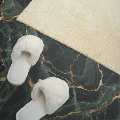 Samolepiaci panel na stenu Mramorový motív s jemnými žilkami