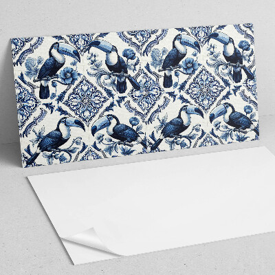 Obdĺžnikový stenový panel Tukan na dekoratívnych dlaždiciach