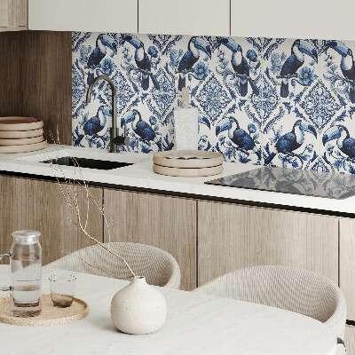 Obdĺžnikový stenový panel Tukan na dekoratívnych dlaždiciach