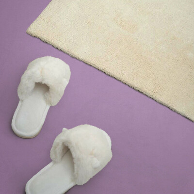 Samolepiaci panel na stenu Svetlofialové kúzlo