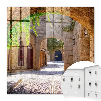 Kamenná ulica s architektúrou a zeleňou