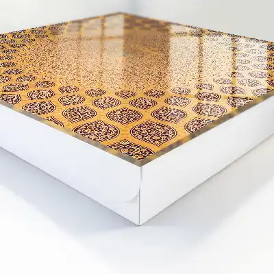 Geometrický ornament plný detailov