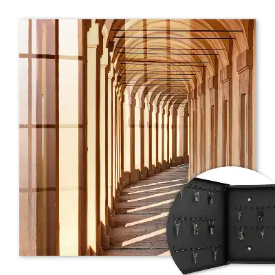 Architektonická elegancia s dlhými tieňmi