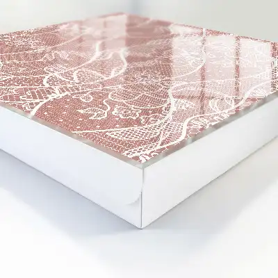 Elegantná čipka s kvetinovými motívmi