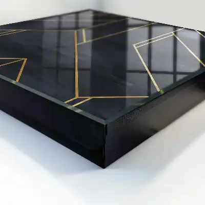 Geometrická štruktúra, kontrastné farby