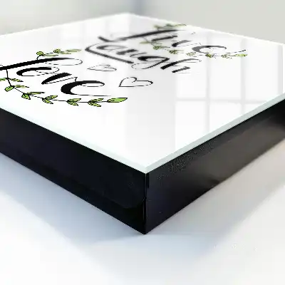 Pozitívna typografia s kvetinovými akcentmi
