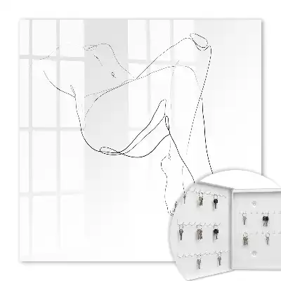 Žena s čiarovou grafikou v minimalistickom štýle