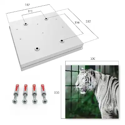 Biely tiger v zelenom prostredí