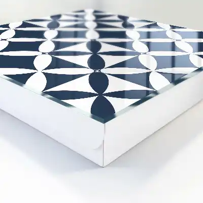 Geometrická elegancia v kontrastnom aranžmáne