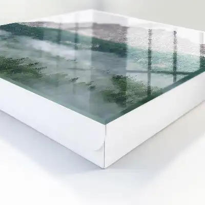 Horská panoráma zahalená v hmle