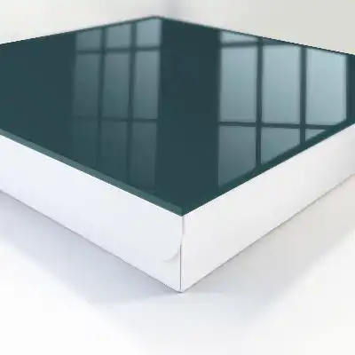 Geometrický vzor v tyrkysovo-námorníckej farbe