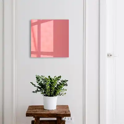 Lososové šaty v minimalistickom štýle