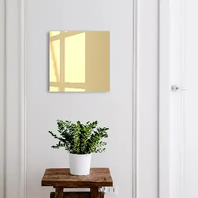 Elegantná dekorácia v horčicovej farbe pre zútulnenie domova