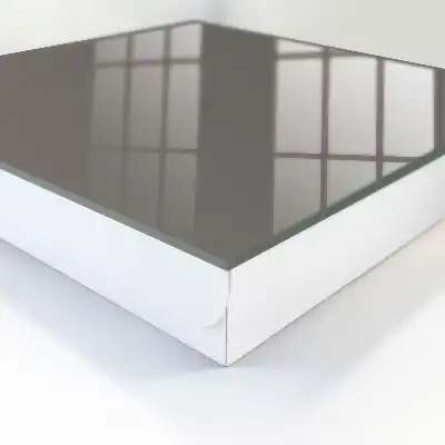 Svetlohnedá elegantná kabelka