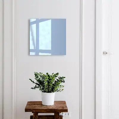 Svetlomodrý minimalistický doplnok