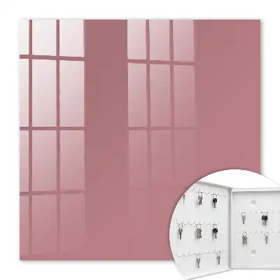 Minimalistický štýl v staroružovej farbe