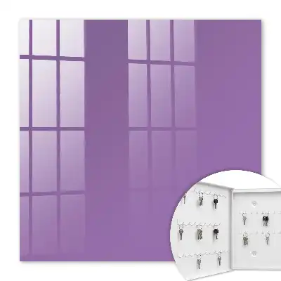 Minimalistický fialový dizajn
