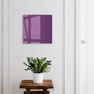 Silná fialová minimalistická moderná lampa