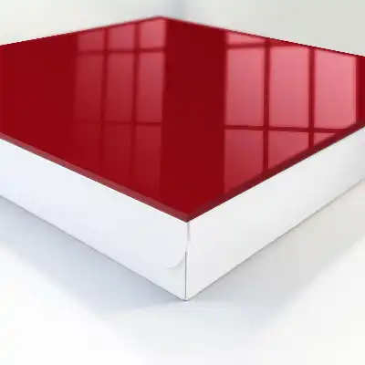 Svetlobordový minimalistický štýl