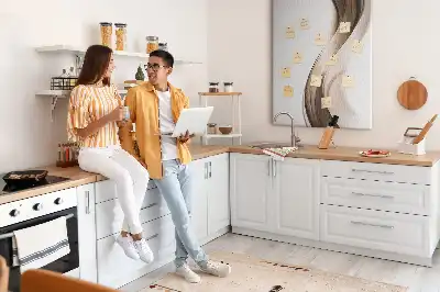 Korková nástenka s motívom abstraktnej vlny