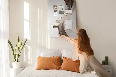 Korková nástenka s motívom abstraktnej vlny