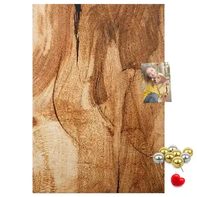 Nástenka s prírodnou textúrou dreva
