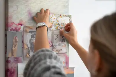 Nástenná korková tabuľa Jarné kvety
