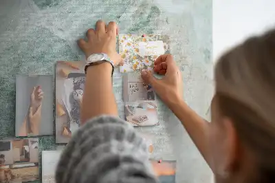 Korková tabuľa s motívom mramorového bloku