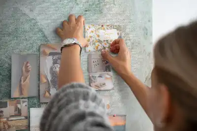 Korková tabuľa s motívom mramorového bloku