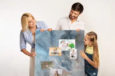 Nástenka s mramorovým vzorom