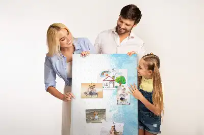 Nástenka s motívom akvarelových škvŕn