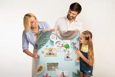 Nástenná korková tabuľa na plánovanie dovolenky