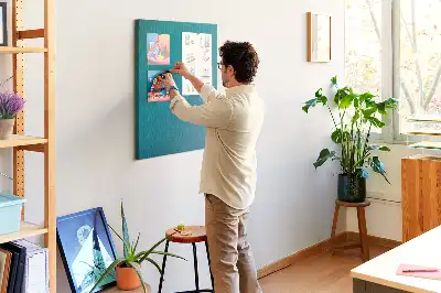 Korková tabuľa s motívom geometrickej abstrakcie