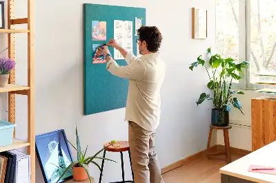Korková tabuľa s motívom geometrickej abstrakcie