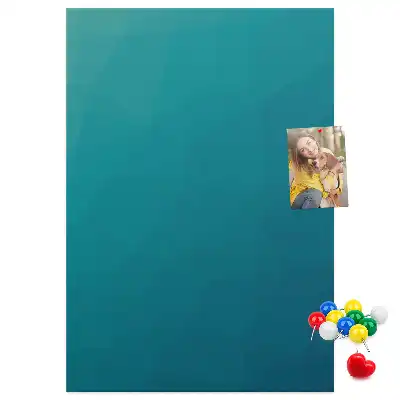 Korková tabuľa s motívom geometrickej abstrakcie