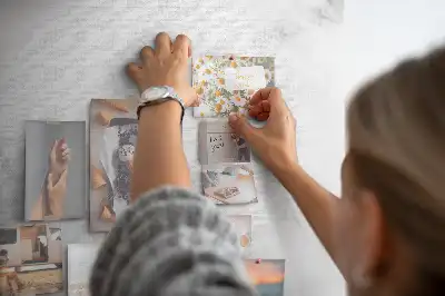 Korková nástenka s mramorovým vzorom