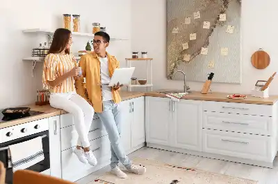 Korková tabuľa s motívom lesklého mramoru