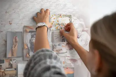 Korková tabuľa s motívom pivoniek