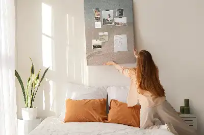 Nástenka so zmiešanou farebnou paletou