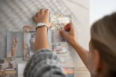 Korková nástenka s motívom tieňa palmového listu