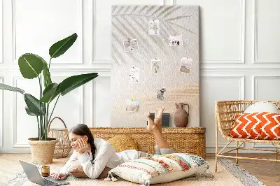 Korková nástenka s motívom tieňa palmového listu