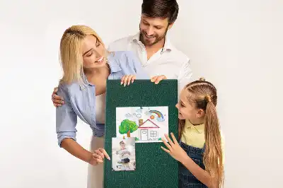Korková tabuľa s listovým vzorom